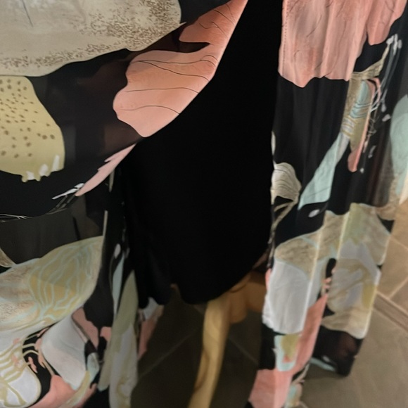 Lulu’s| Wondrous Water Lillies Floral Maxi Dress - Picture 4 of 7